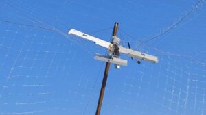 Российский БпЛА запутался в сетке: на запорожском направлении показали работу антидроновых тоннелей, — ФОТО