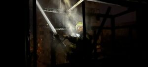 В запорожской многоэтажке произошел пожар в квартире: погиб человек, — ФОТО, ВИДЕО