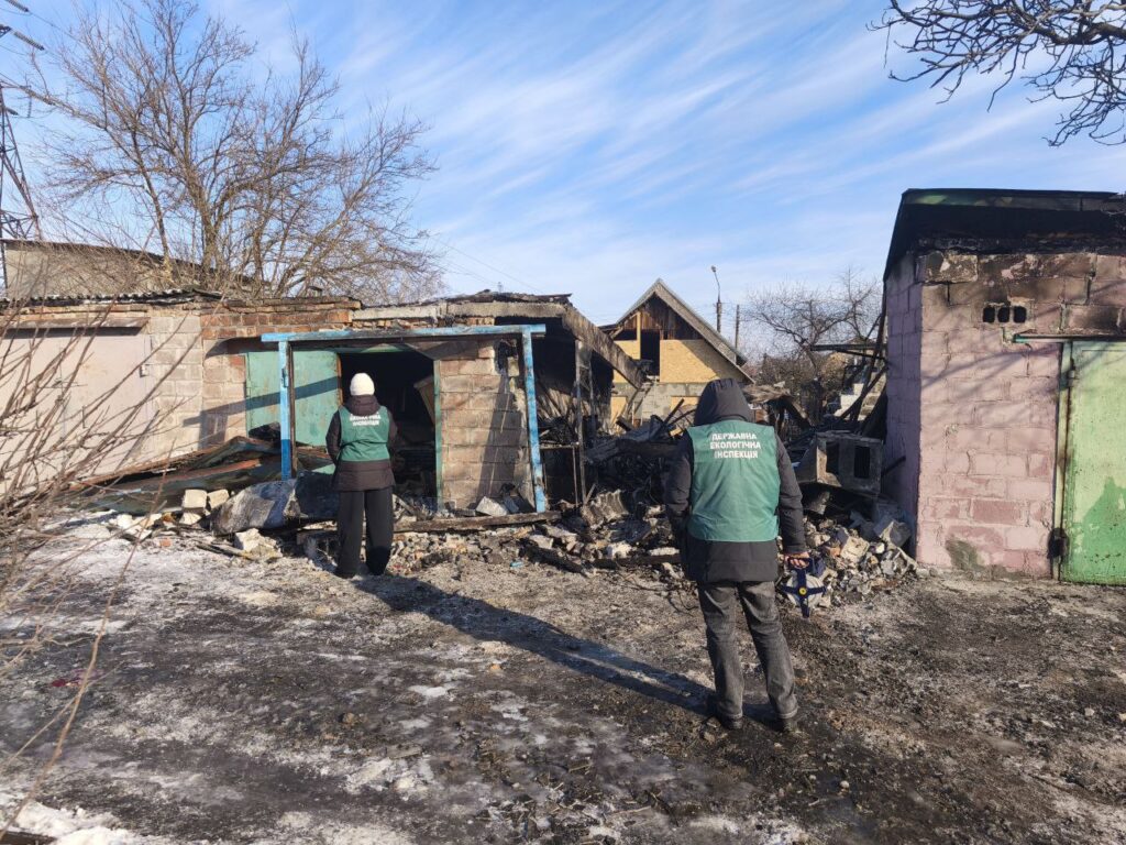 Удар по Шевченківському районі Запоріжжя: в екоінспекції озвучили наслідки атаки