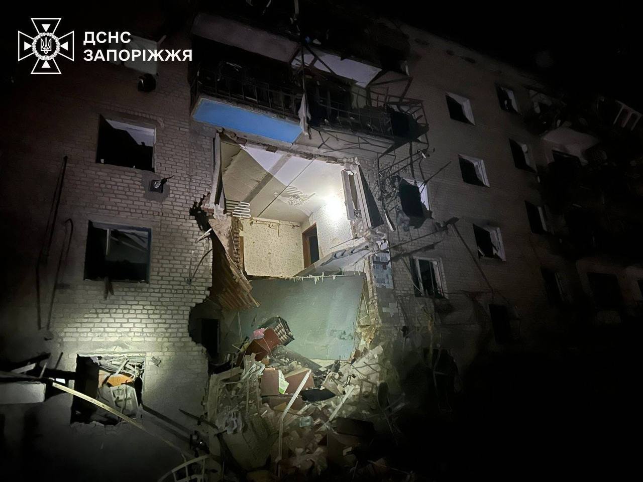 Авиаудары по Камышевахе: повреждены десятки домов и ранены семь человек, - ФОТО