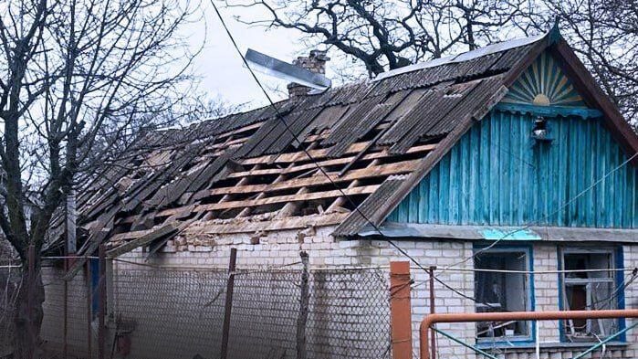 Війська РФ обстріляли 30 населених пунктів Запорізької області за добу: є постраждала