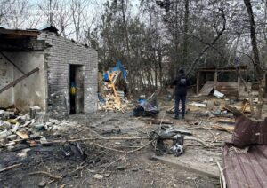 Ворожі удари по притулку в Запоріжжі та будинку у Вільнянську розслідують як воєнний злочин