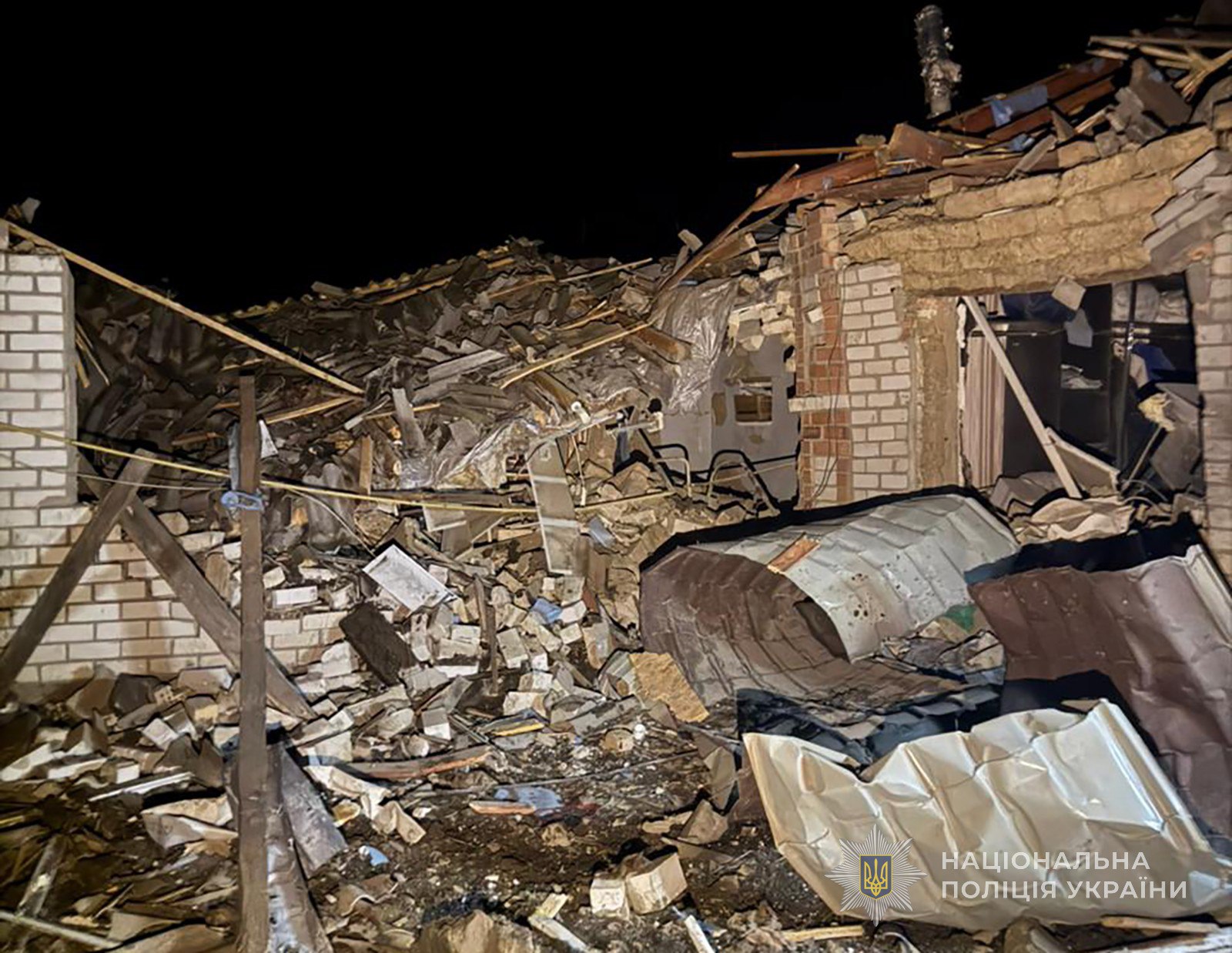 Зруйновано будинки та поранено 10 людей: наслідки російських ударів по Запорізькій області 6 лютого, — ФОТО