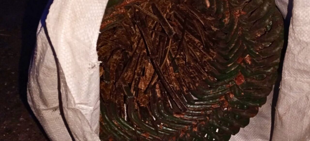 Вилучили тони кольорових металів: з території запорізького держпідприємства намагались викрасти майно, — ФОТО