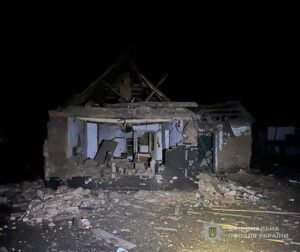 Знищено квартири та пошкоджено машини: наслідки російських ударів по Запорізькій області 11 лютого, — ФОТО