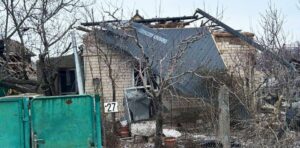 Російські війська обстріляли 37 населених пунктів Запорізької області за добу: є загиблий та поранена