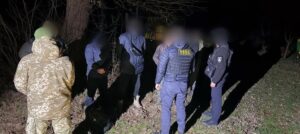 Зупинили в 700 метрах від кордону: мешканець Запорізької області намагався незаконно потрапити в Румунію
