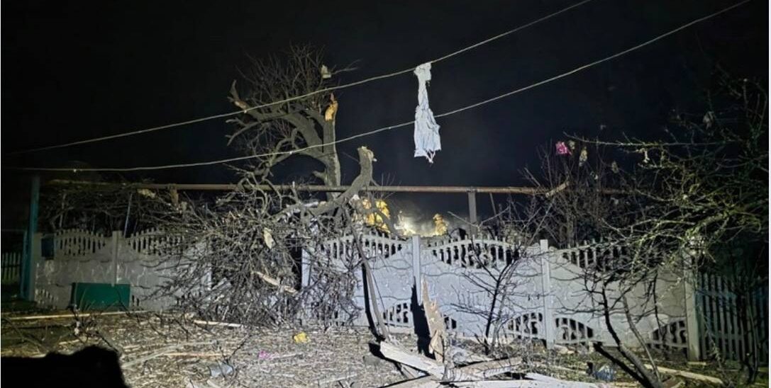 Російська атака на Зарічне КАБами: смертельні удари розслідують як воєнний злочин, — ФОТО