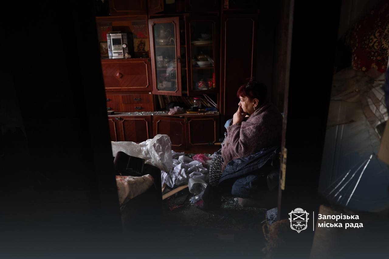 Нічна атака Запоріжжя: стало відомо, скільки будинків пошкоджено у місті, — ФОТО