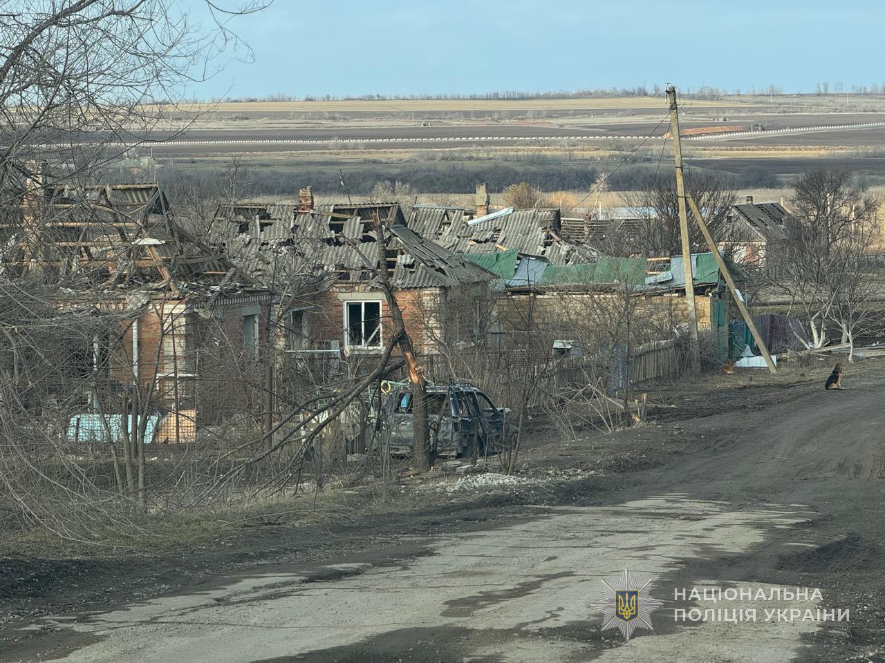 Пошкоджено багатоповерхівки та машини внаслідок російських ударів по Запорізькій області 26 лютого, — ФОТО