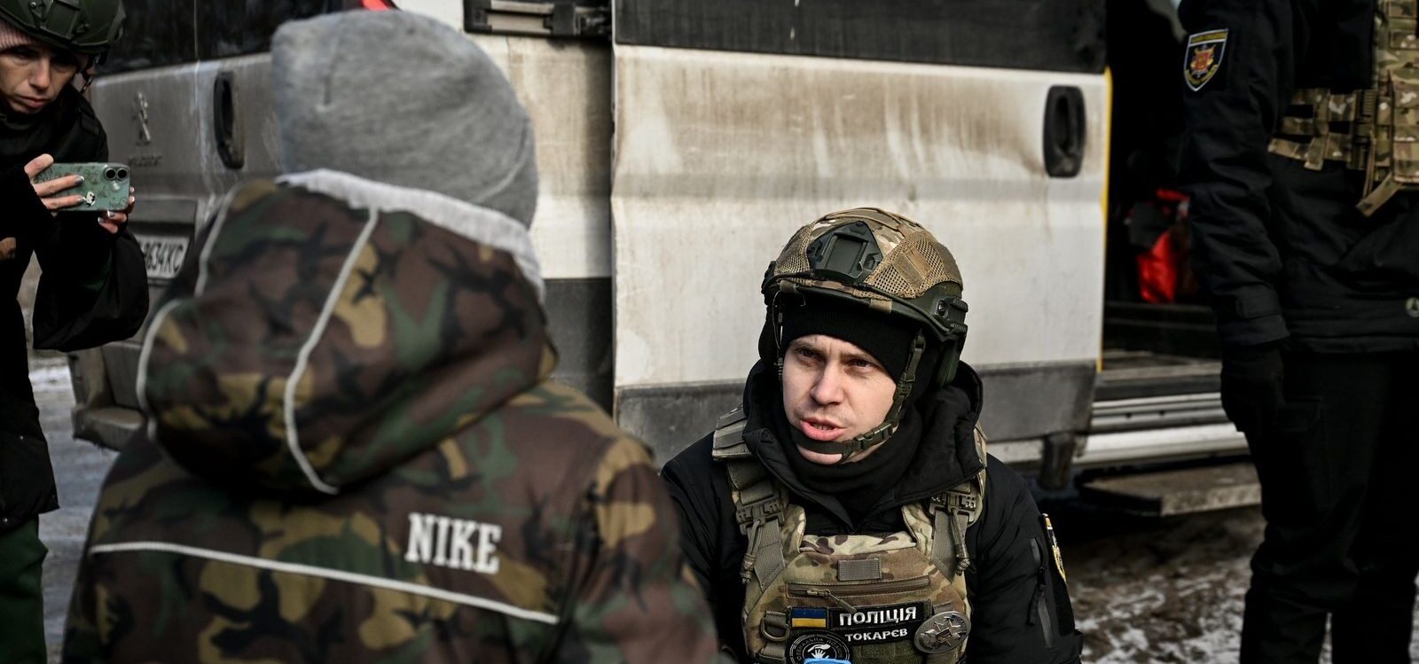 На вулицях — російські дрони на оптоволокні: з Таврійської громади евакуювали 20 людей, серед них є діти, — ФОТО, ВІДЕО