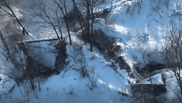 Спостережний пункт, укриття та мінометна позиція: як аеророзвідка ДПСУ нищить ворога на Півдні, — ВІДЕО