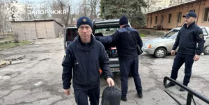 «Село повністю розбите»: з прифронтової Преображенки евакуювали чоловіка, — ВІДЕО