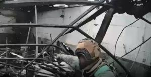 На Запорізькому напрямку знищили російських військових, які переховувалися на складі дронів, — ВІДЕО