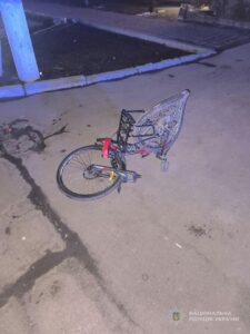 У Вільнянську 15-річний студент збив жінку: обидва у лікарні