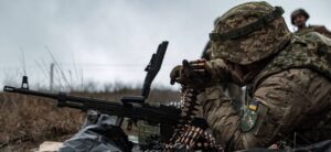 Ворог атакував біля кількох населених пунктів та бив з авіації: як пройшла доба на запорізькому фронті