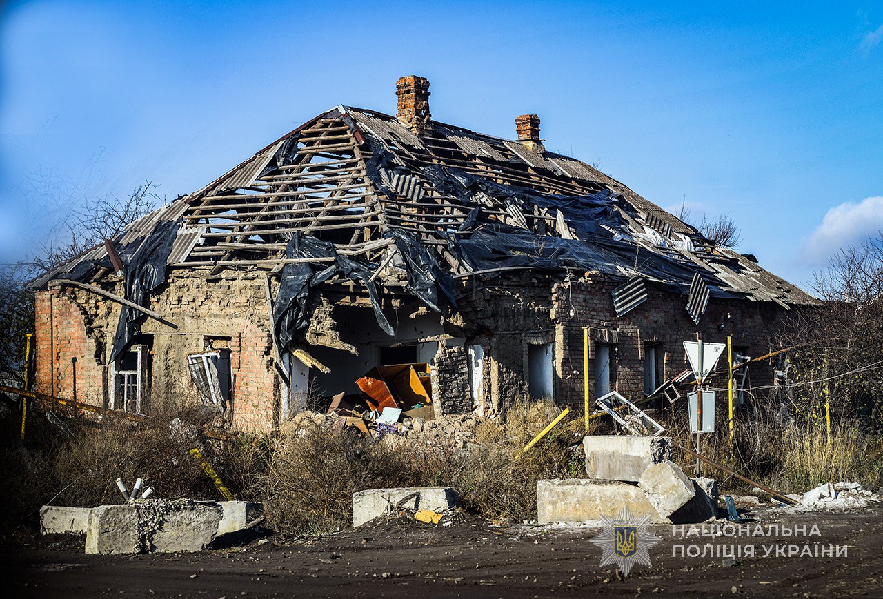 Знищено майно людей: наслідки ворожих ударів по Запорозькій області 5 березня, — ФОТО
