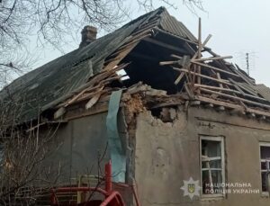 Пошкоджено будинки та транспорт: наслідки російських ударів по Запорізькій області 6 березня, — ФОТО