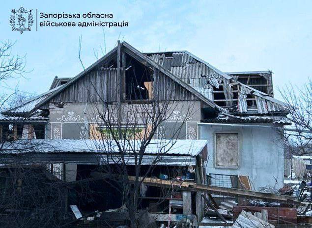 Пострадали три человека: враг нанес 899 ударов по Запорожской области