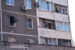 Вдень росіяни завдали удар по Запоріжжю: все, що відомо про наслідки атаки, — ФОТО