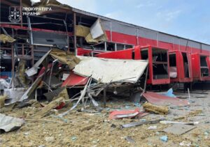 Ракетний удар по Запоріжжю вранці: все, що відомо про наслідки атаки, — ФОТО, ВІДЕО