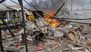 Понад 800 ударів, загиблий та поранені: наслідки російських влучань по Запорізькій області 18 березня, — ФОТО