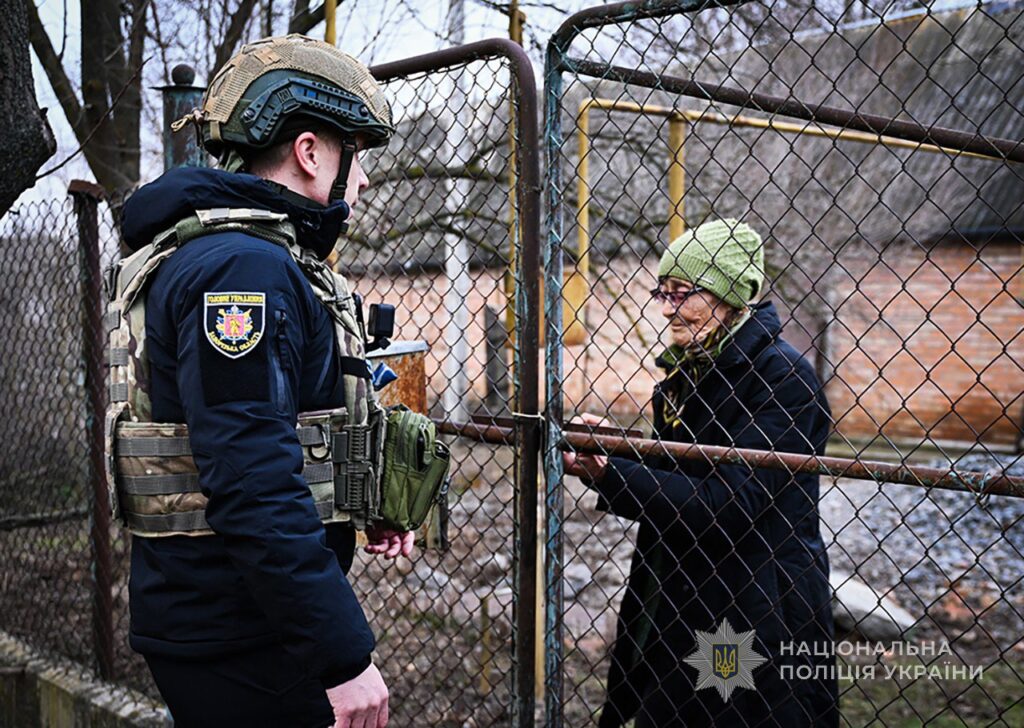 Під прицілом FPV-дронів: з прифронтової Юрківки Запорізької області евакуювали ще п’ятьох жителів (ФОТО, ВІДЕО)