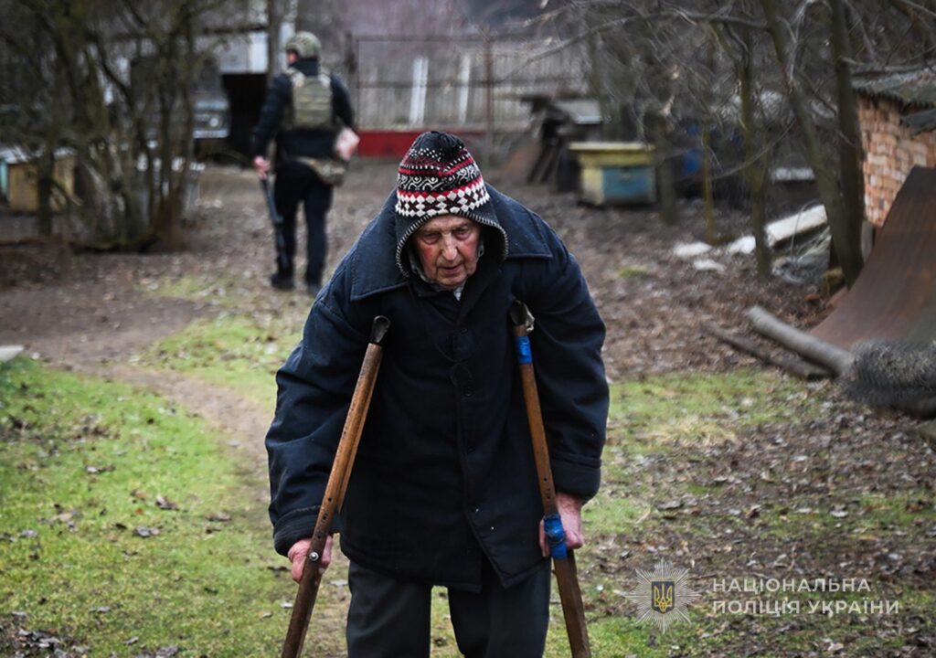 Під прицілом FPV-дронів: з прифронтової Юрківки Запорізької області евакуювали ще п’ятьох жителів (ФОТО, ВІДЕО)