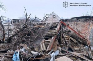 Три людини загинули, ще чотири поранено: росіяни завдали 864 удари по Запорізькій області