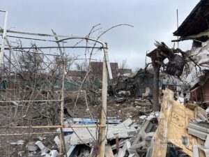 Пошкоджено автозаправку та зруйновано квартири: наслідки російських ударів по Запорізькій області 19 березня, — ФОТО