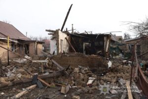 Ворожа атака Запоріжжя: все, що відомо про наслідки ранкового російського удару, — ФОТО, ВІДЕО