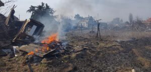 Удари по будинках та закладу освіти: рятувальники розповіли про вісім пожеж через російські обстріли, — ФОТО