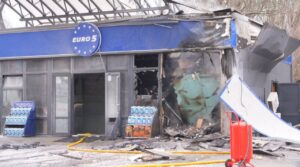 Враг снова атаковал Запорожье: полыхала АЗС, есть пострадавший, — ФОТО, ВИДЕО