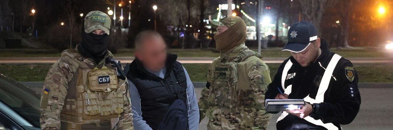 В Запорожье задержан мужчина, который организовал схему незаконной переправки призывников через границу