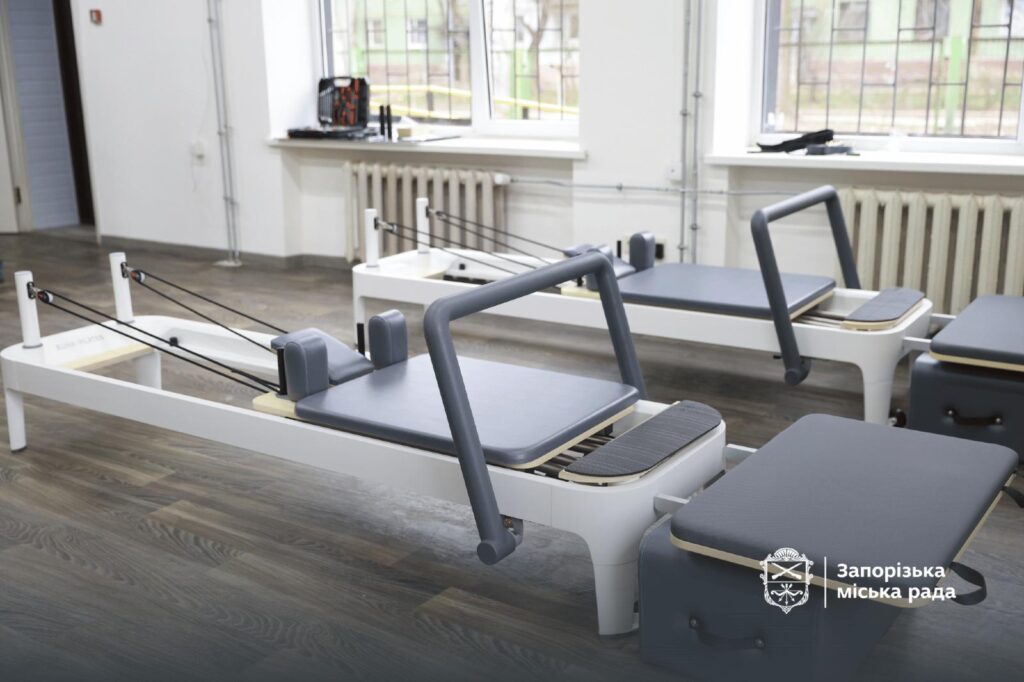 Адаптивні тренажери для реабілітації: у Хортицькому районі Запоріжжя створюють нову «кімнату ветерана» (ФОТО)