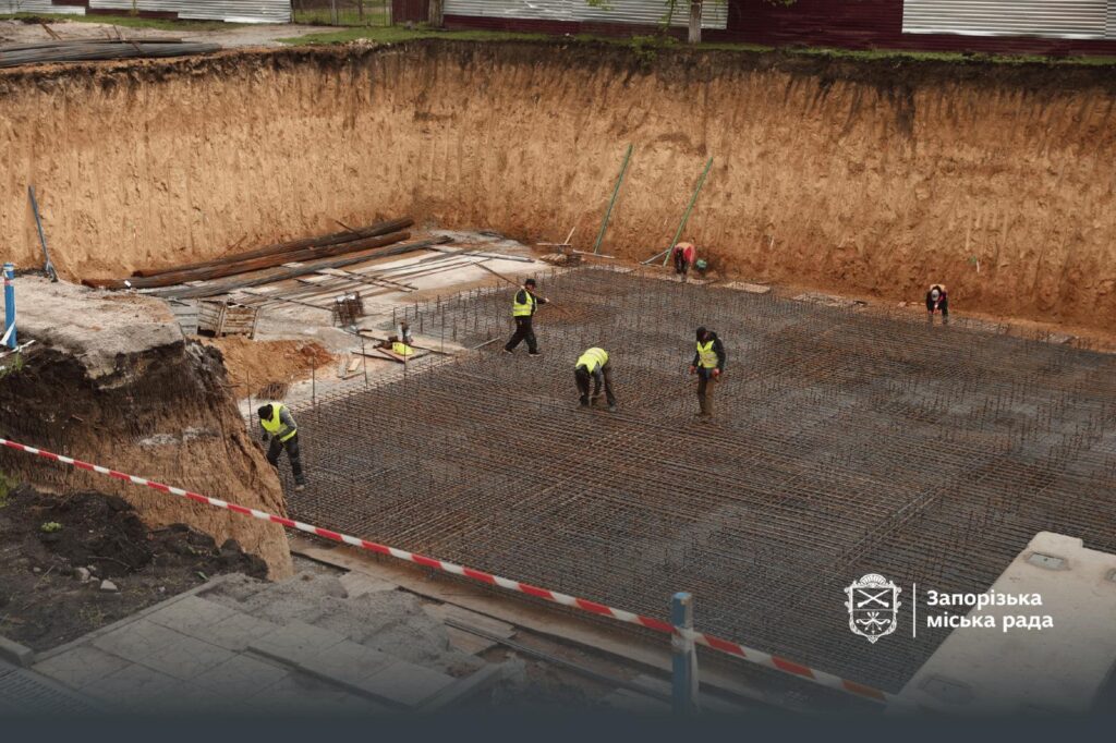 Роботи планують завершити у жовтні: у Шевченківському районі Запоріжжя будують підземний дитсадок, — ФОТО, ВІДЕО