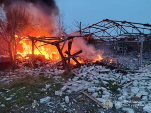 Вражеские дроны охотятся на гражданских: последствия российских ударов по Запорожской области, — ФОТО