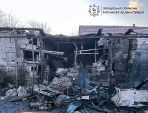 Поранено двоє юнаків: ворог завдав по 41 населеному пункту Запорізької області 956 ударів