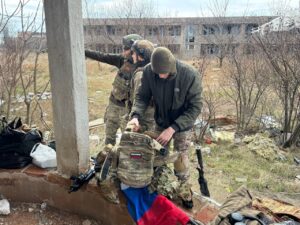 Відпрацьовують аеророзвідку та дію у бою: у Запорізькій області окупанти посилюють мілітаризацію дітей