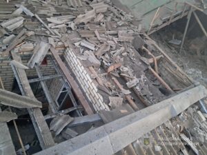 Зруйновано оселі людей: наслідки ворожих ударів по Запорізькій області 3 квітня, — ФОТО