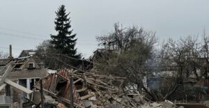 872 удари та поранений у Біленькому чоловік: наслідки російських обстрілів Запорізької області 5 квітня, — ФОТО