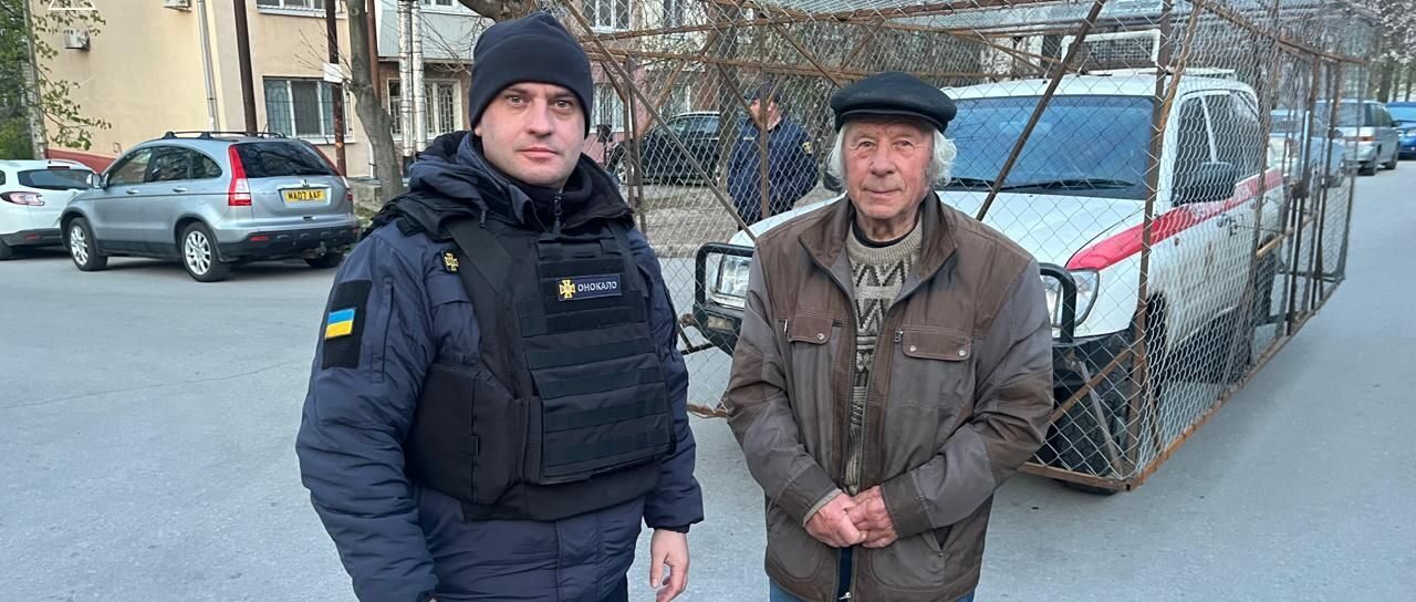 Залишився на самоті під постійними ударами: з прифронтової громади Запорізької області евакуювали літнього чоловіка