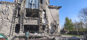 Вечірній обстріл Шевченківського району Запоріжжя авіабомбами: екологи розповіли про масштаби засмічення, — ФОТО