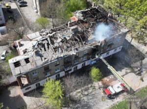 Пошкоджено оселі та авто: наслідки ворожих ударів по Запорізькій області 17 квітня, — ФОТО