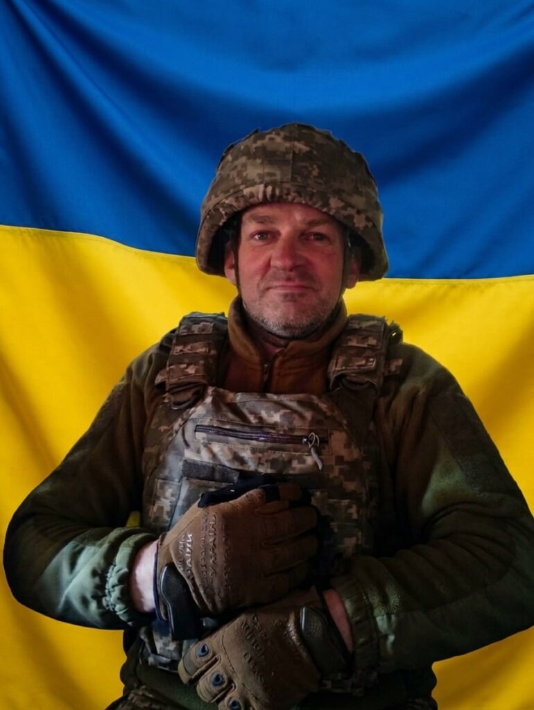 У Вільнянську провели в останню путь захисника Андрія Прокопенка