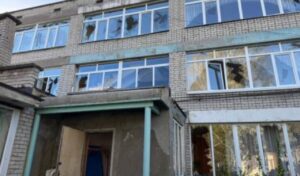 Війська РФ б'ють по Запоріжжю та громадам області: пошкоджені навчальний заклад та будинок