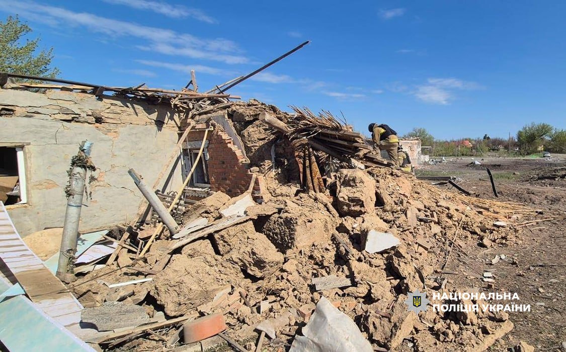 Один человек погиб, еще два – ранены: последствия вражеских ударов по Запорожской области 26 апреля, — ФОТО