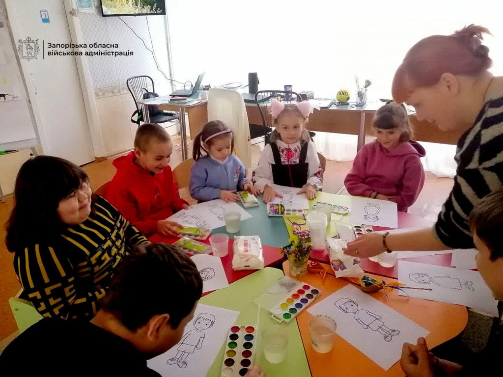 Безкоштовна психологічна допомога: у Запоріжжі працює простір підтримки для дітей і батьків (ФОТО)