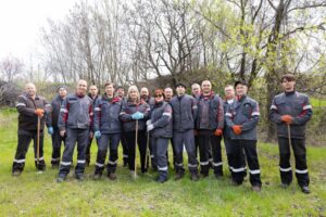 У Заводському районі Запоріжжя провели толоку: працівники Метінвесту доєдналися до акції