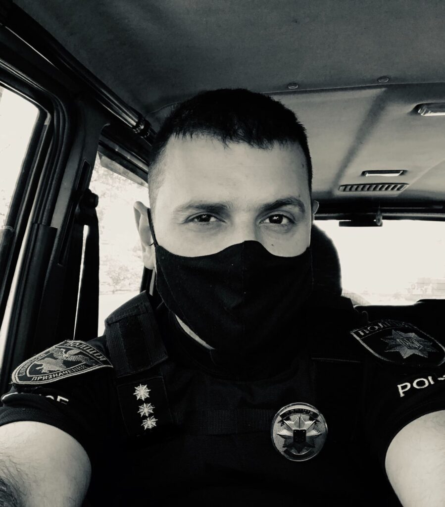 Ветеран и волонтер Роман Чернев